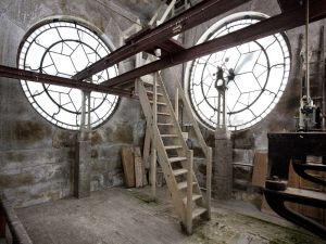 clock view 1 med chevin.jpg